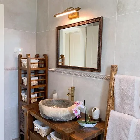 Villa Alara - Charming With Heated Swimming Pool